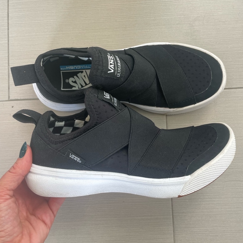 Vans water shoe, size 6m women’s and 4.5m men’s.
